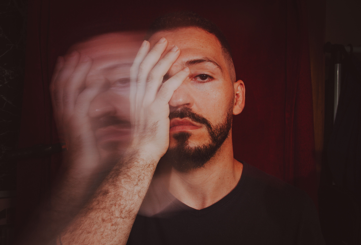 Early signs of schizophrenia and when to seek help